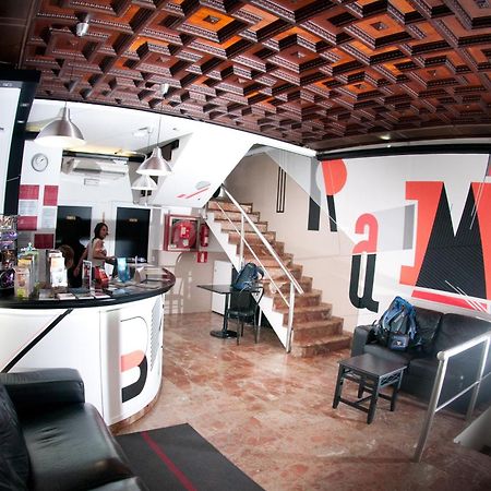 Be Ramblas Guest House Barselona Dış mekan fotoğraf