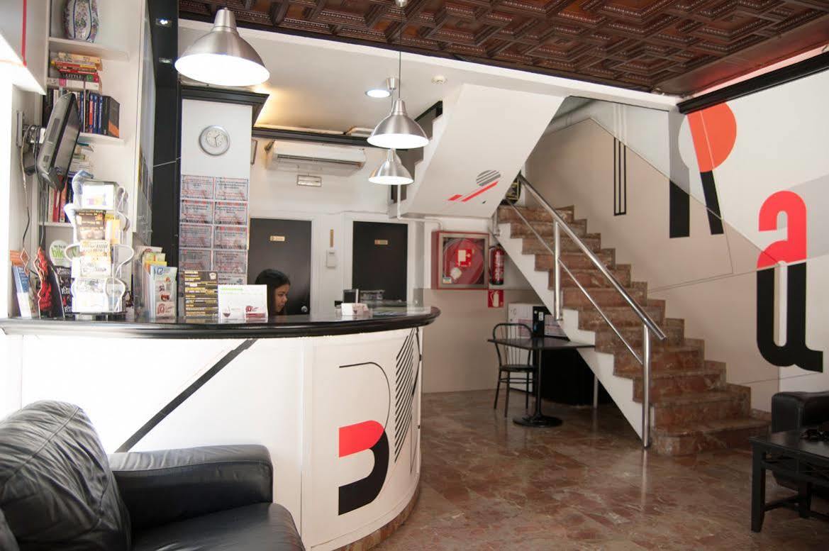 Be Ramblas Guest House Barselona Dış mekan fotoğraf